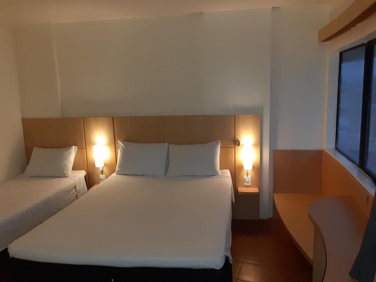 Отель Ibis Maceio Pajucara Экстерьер фото