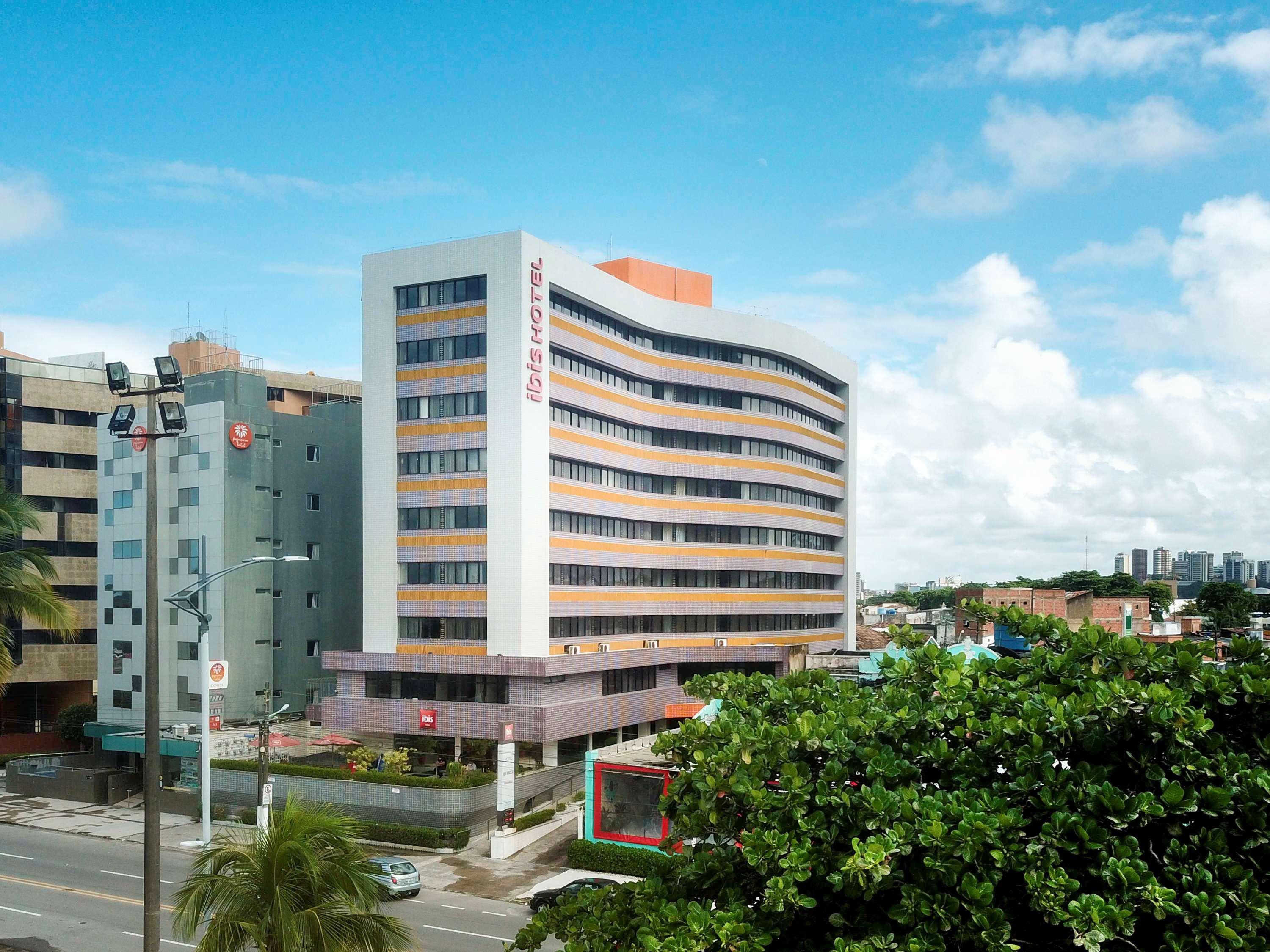Отель Ibis Maceio Pajucara Экстерьер фото